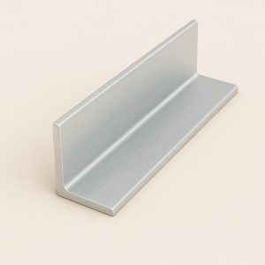 Уголок алюминиевый прессованный бульбообразный 100х45х8 мм 1915 ГОСТ 13617-97 в наличии в Твери