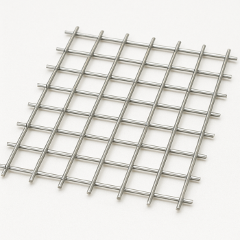 Нержавеющая сварная сетка 25х75х3 мм 12X18H9 в наличии в Твери