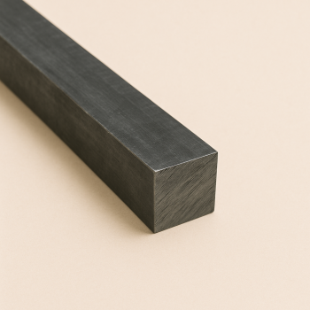 Квадрат стальной горячекатаный 14х14х6050 мм ст3 ГОСТ 2591-2006 в наличии в Твери